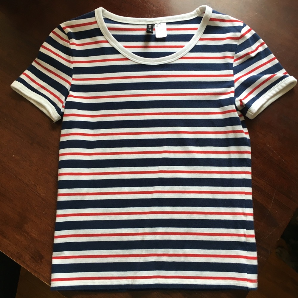 H&M tee